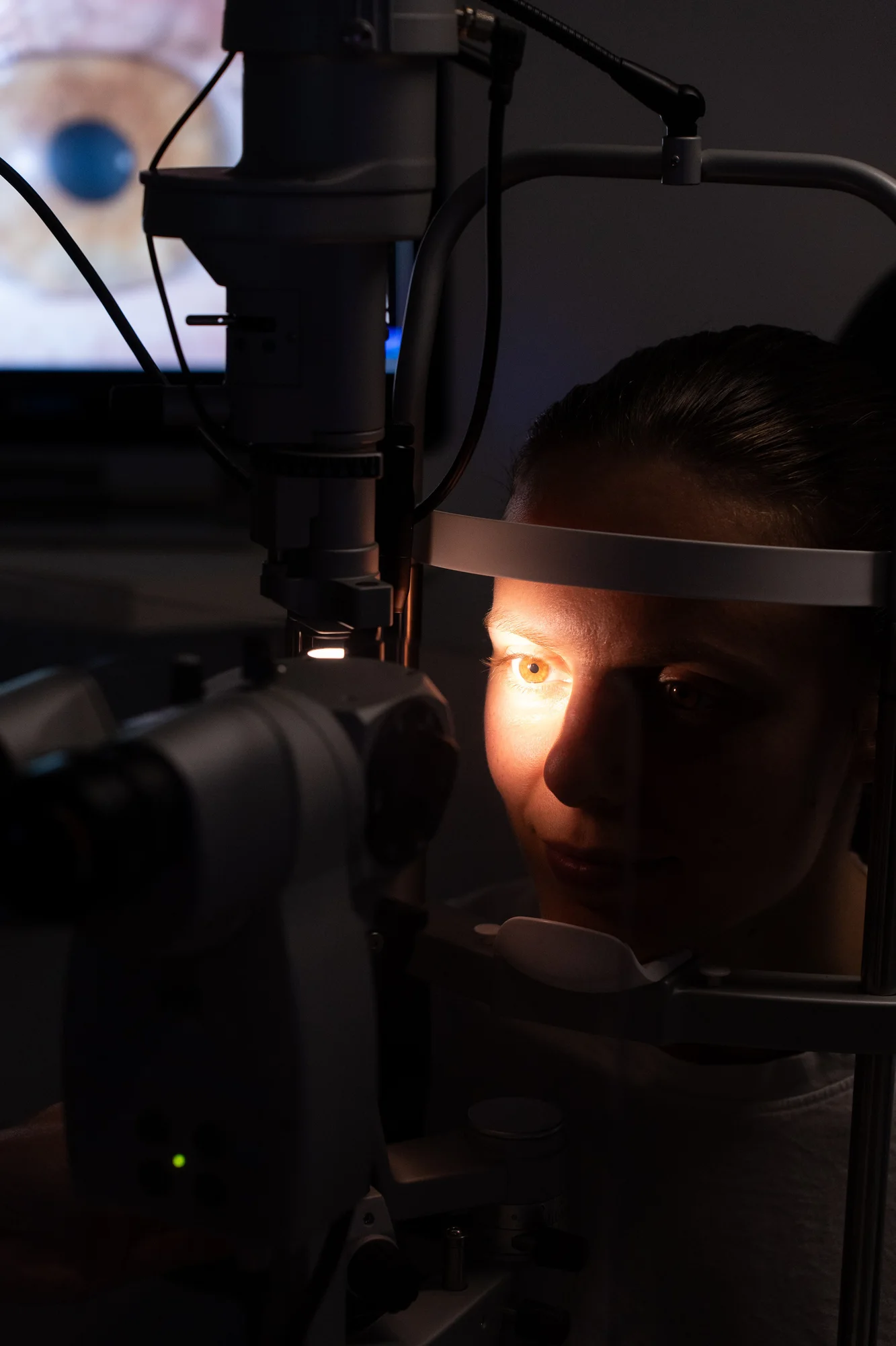 Lampada a fessura nella sala di misurazione di Sinottica